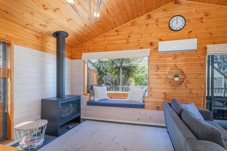 Living room, fireplace
