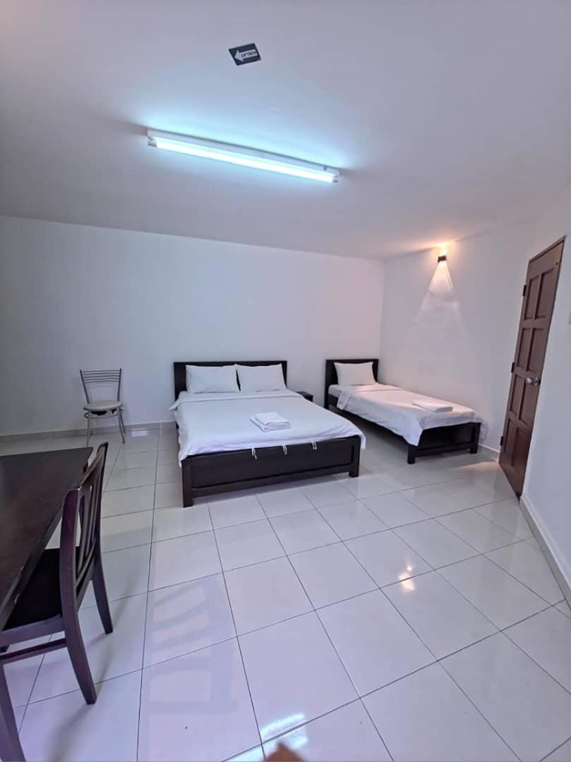 Zahaar KN Inn Hotel in Batu Ferringhi, Penang, Malaysia
