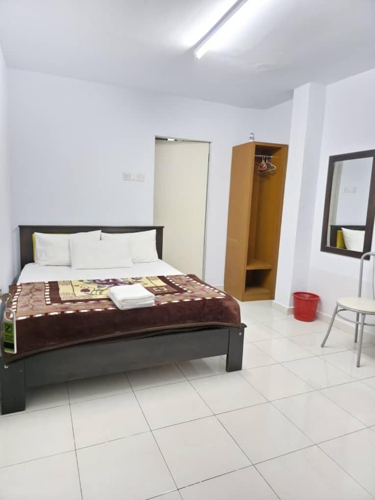 Zahaar KN Inn Hotel in Batu Ferringhi, Penang, Malaysia