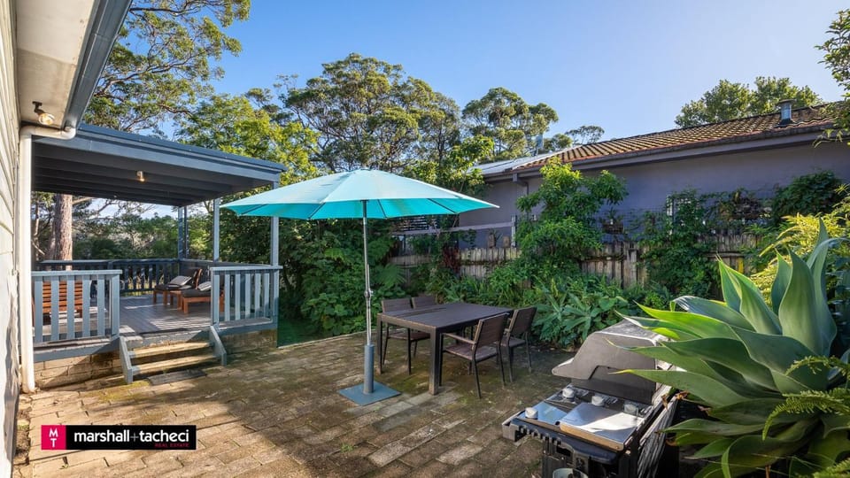 Patio, Garden, Garden, Balcony/Terrace, Dining area, Garden view