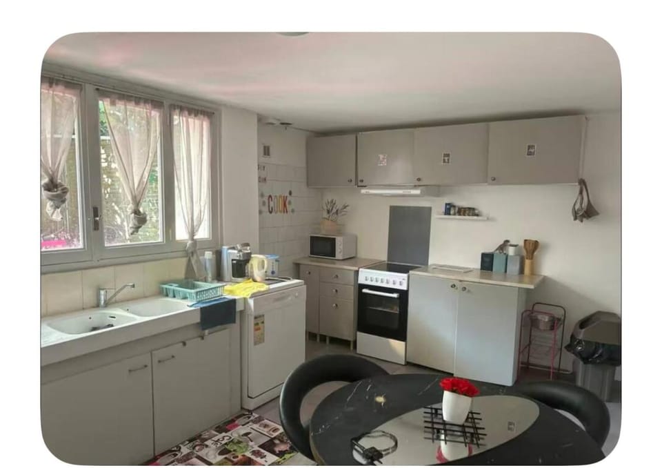 Flora Bed and Breakfast in Occitanie
