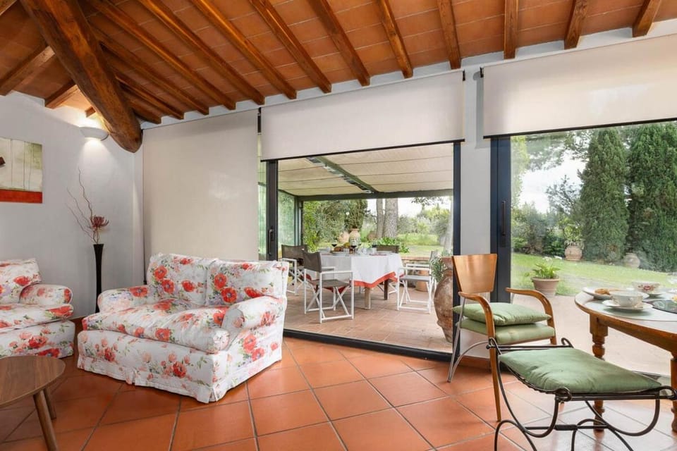 Casa Mirella Chianti House in Tuscany