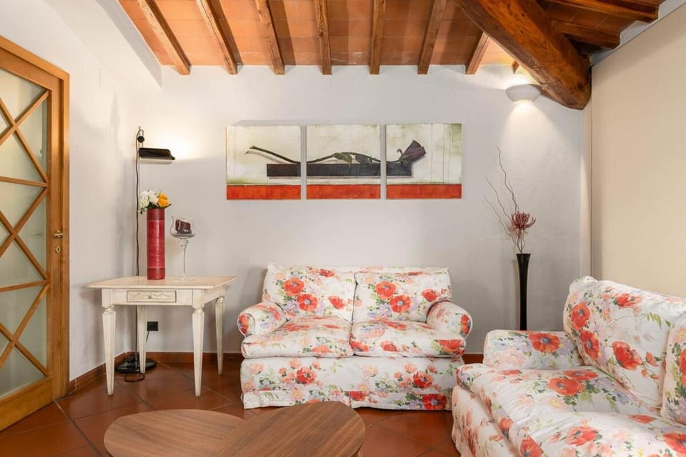 Casa Mirella Chianti House in Tuscany