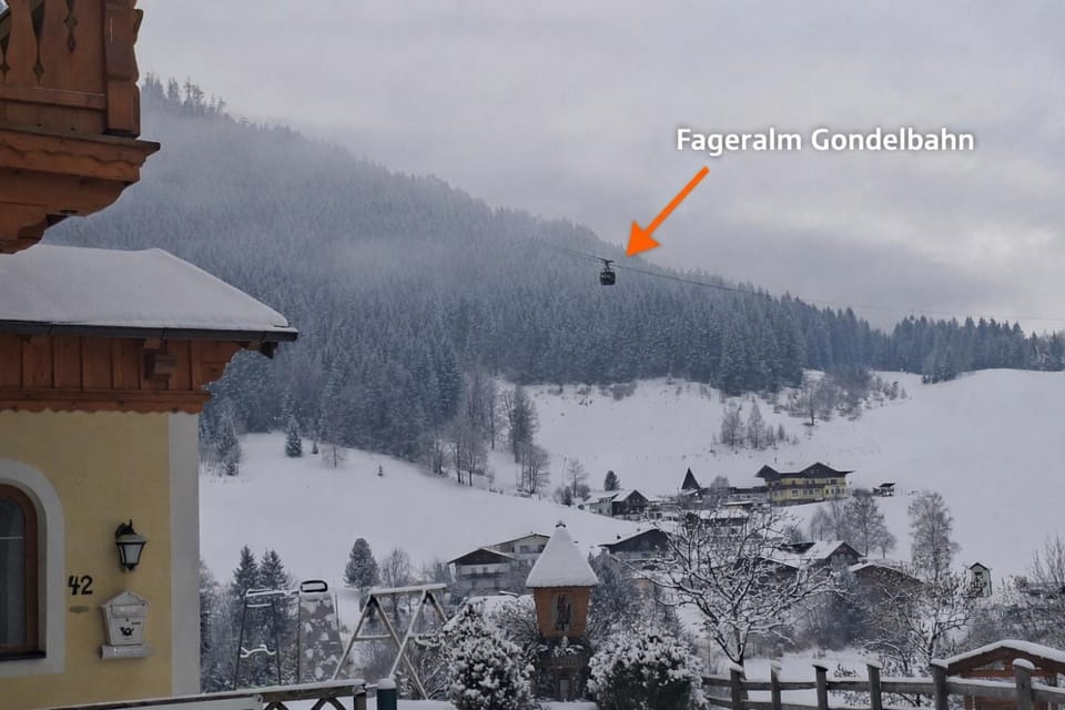 Baby- und Kinderbauernhof Montaning Apartment in Salzburgerland