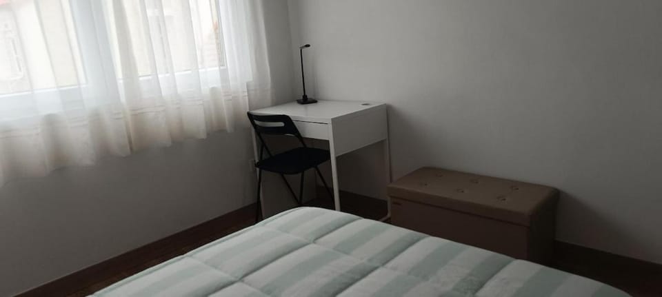 Seating area, Bedroom