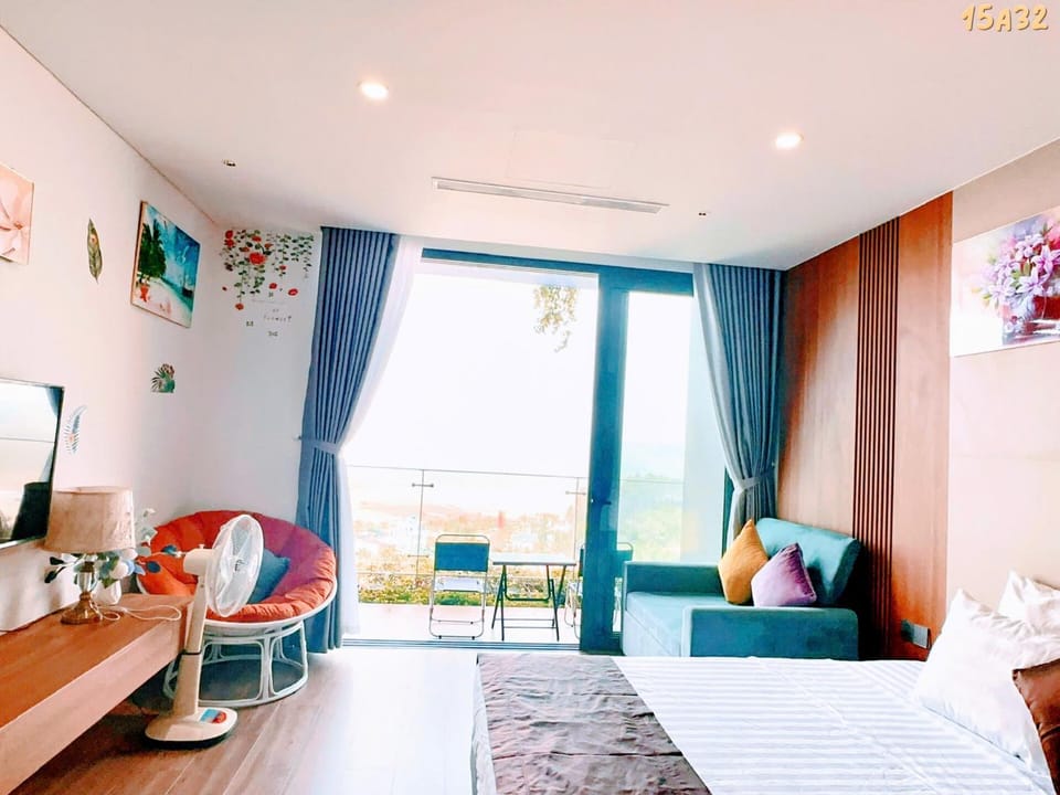 Living room, Photo of the whole room, Bedroom