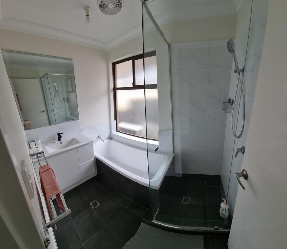 Bathroom, Bath