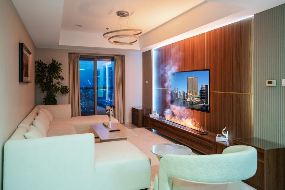 Living room, Evening entertainment