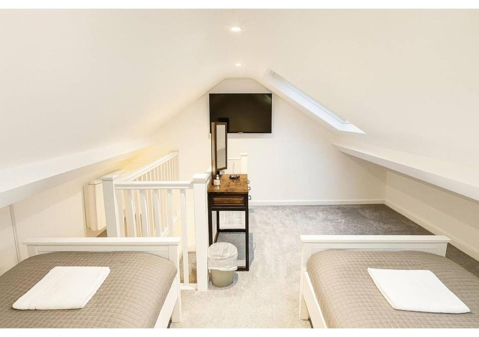 TV and multimedia, Business facilities, Bedroom