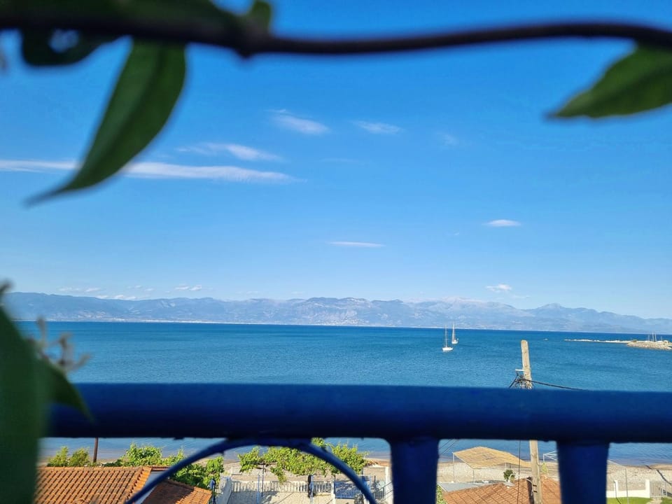 Alkyone Apartment in Messenia