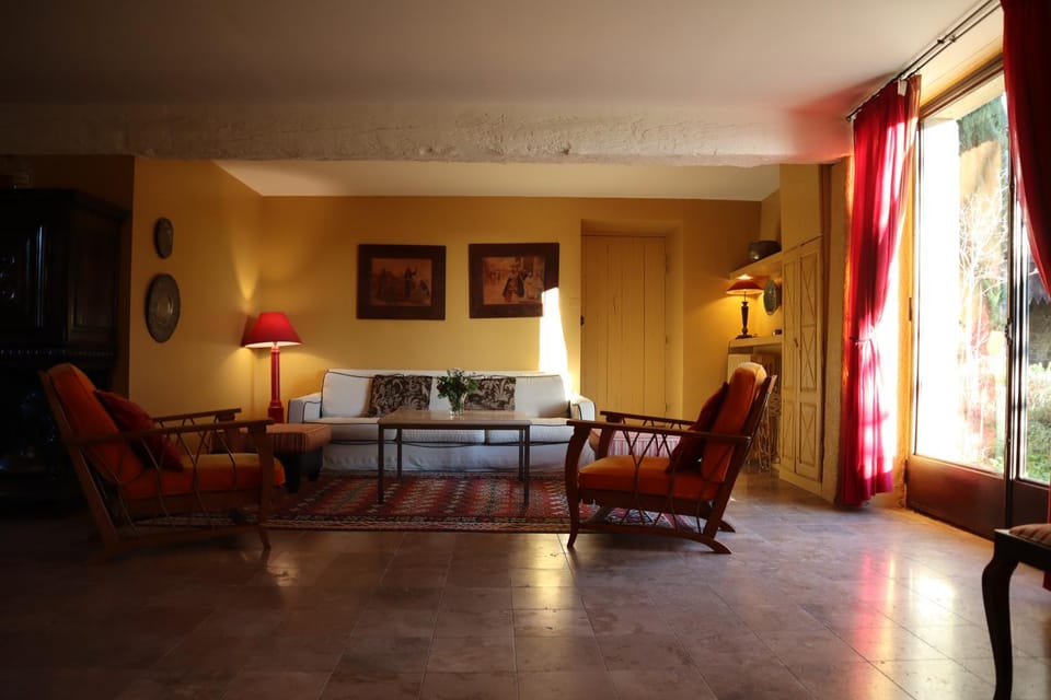 Maison Chérie Artisanal Farmhouse with pool House in Occitanie