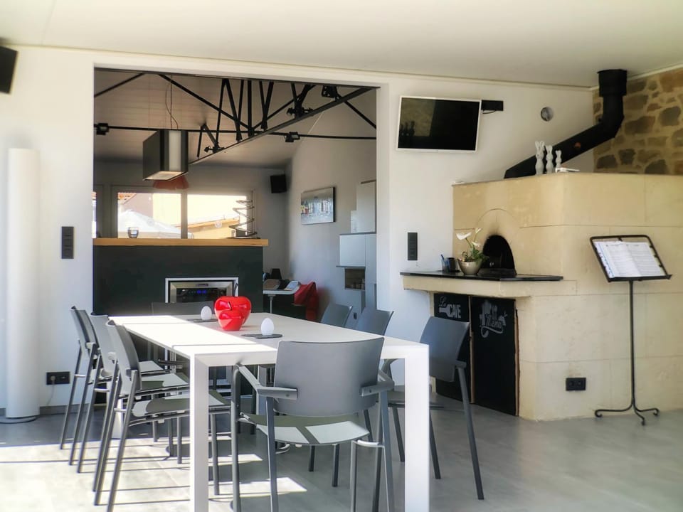 Les Pieds dans Thau Villa in Agde