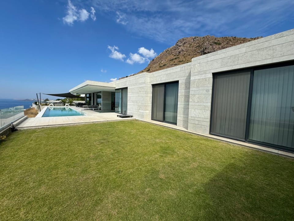 Natural landscape, Mountain view, Sea view, Swimming pool