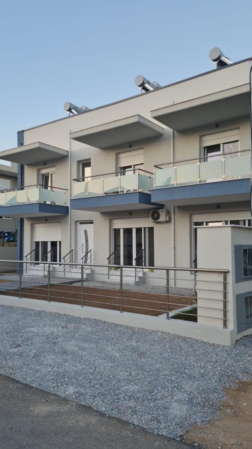 OpenSea2 Apartment in Nea Peramos