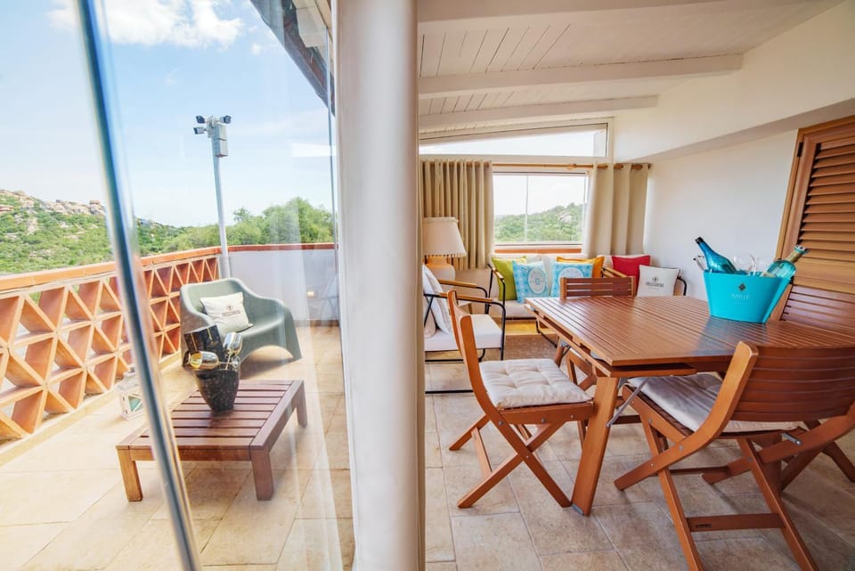 Patio, Day, View (from property/room), Balcony/Terrace, Dining area