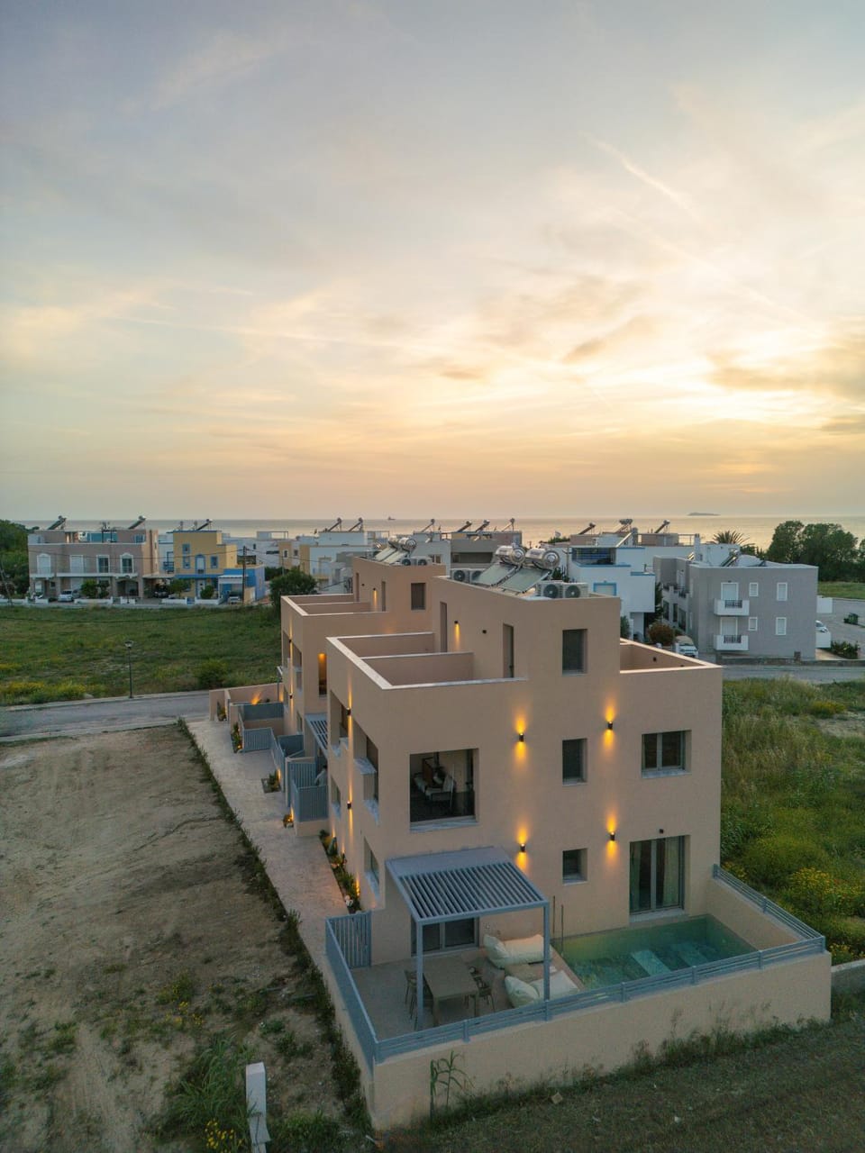 Property building, Neighbourhood, Street view, Location