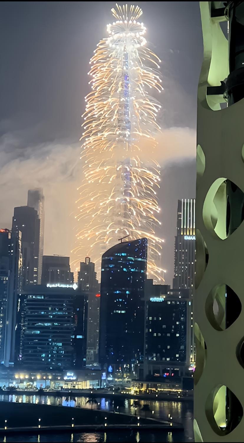 Luxury 1BR Apartment with Burj Khalifa&Canal view Apartment in Dubai