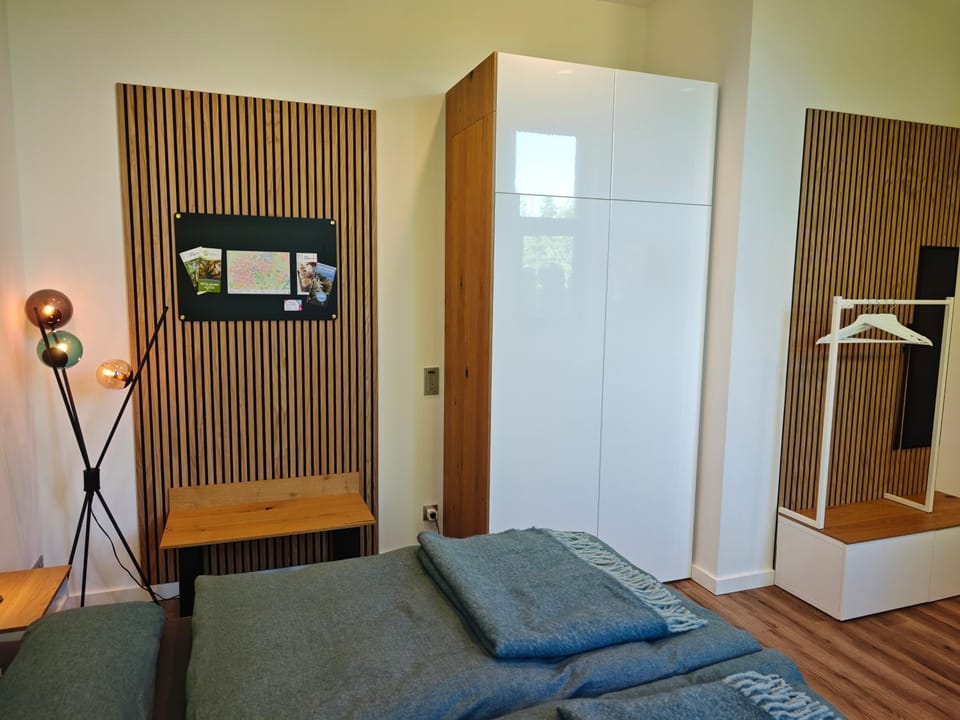 Bedroom, wardrobe