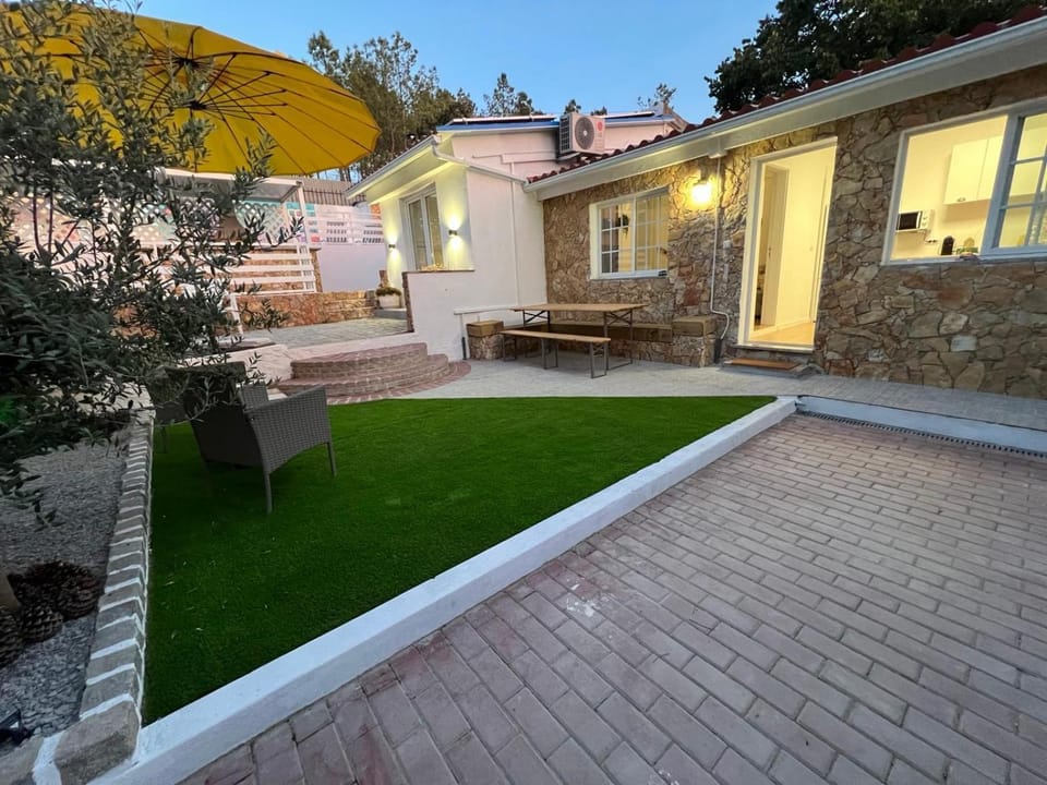 Sunset Pool Villa In Lisbon Villa in Setubal District