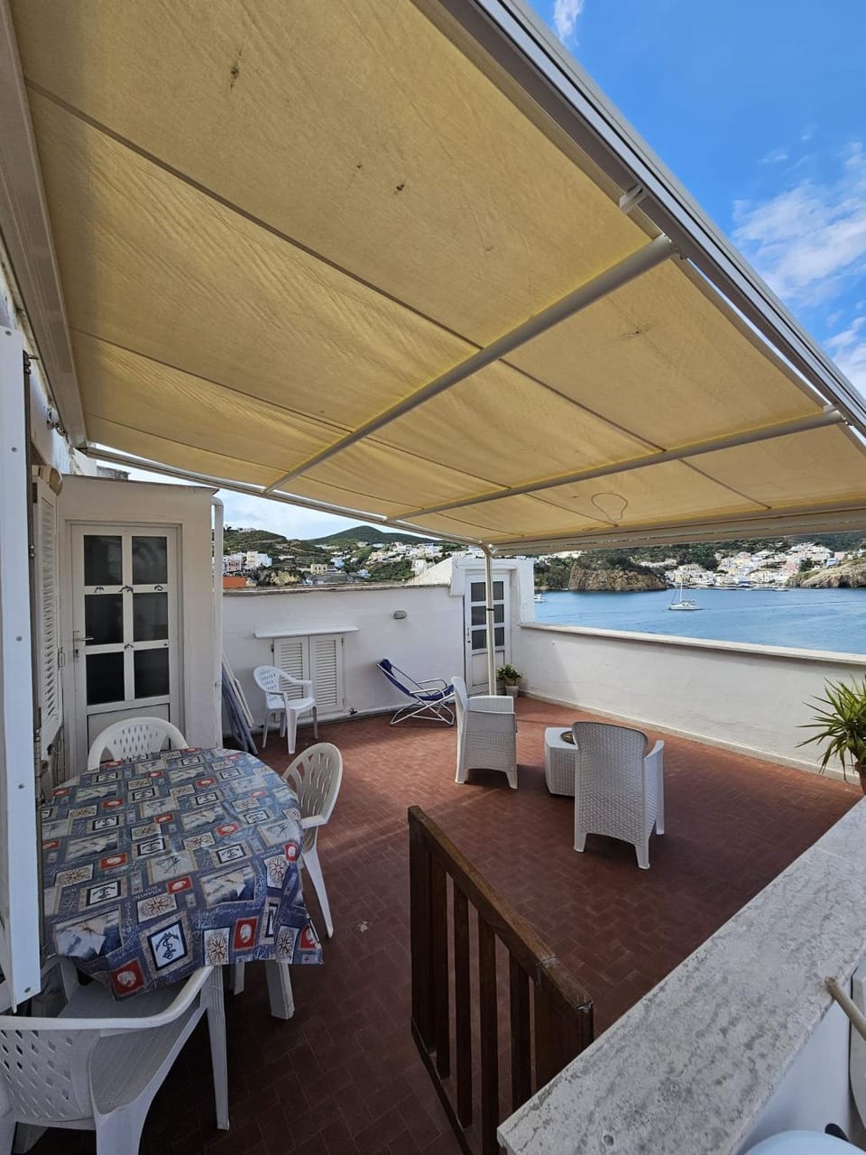 Terrazzo Sul Porto Apartment in Ponza