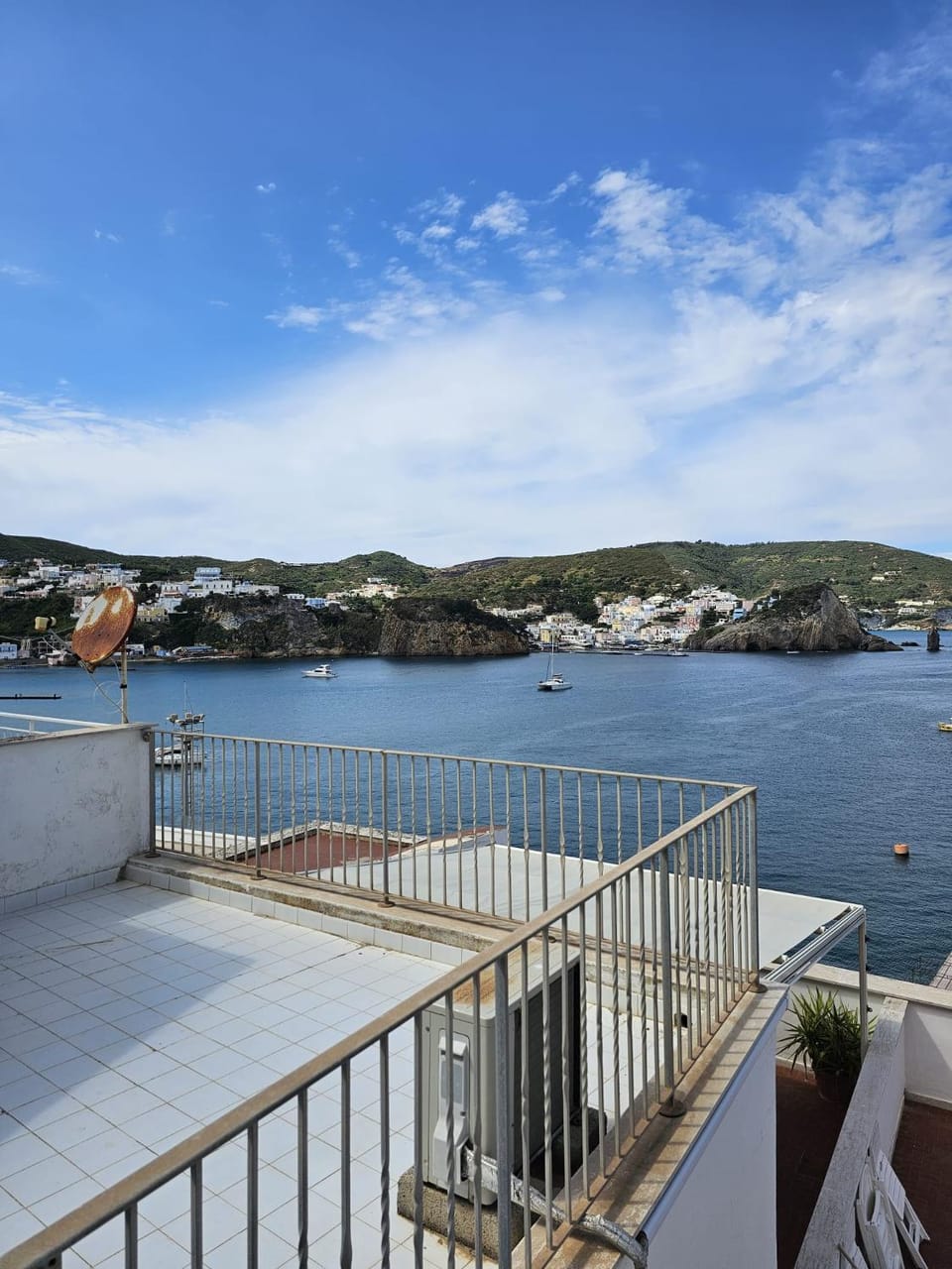 Terrazzo Sul Porto Apartment in Ponza