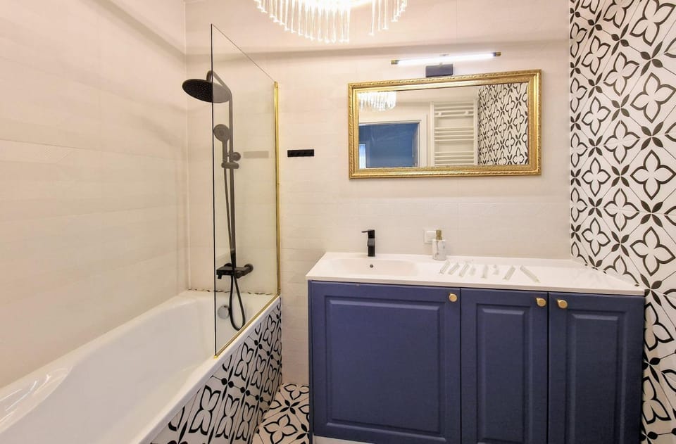 Shower, Bathroom, Bath