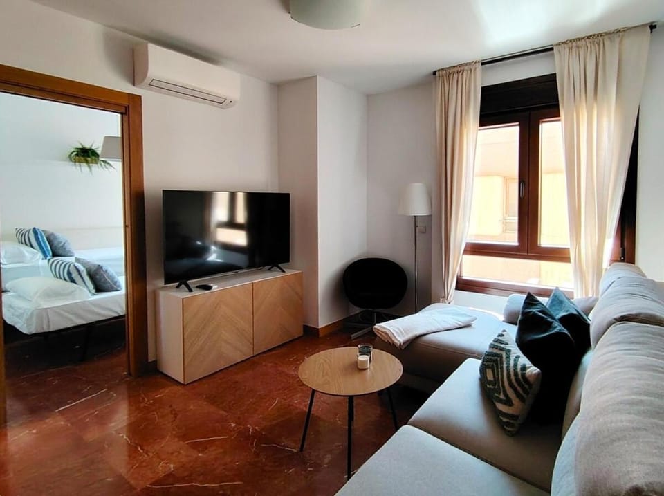 Paseo de Almería Suites en pleno centro de Almería, 2 Hab Apartment in Almería
