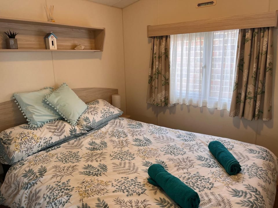Emerald Escape, Filey Campground/ 
RV Resort in Filey