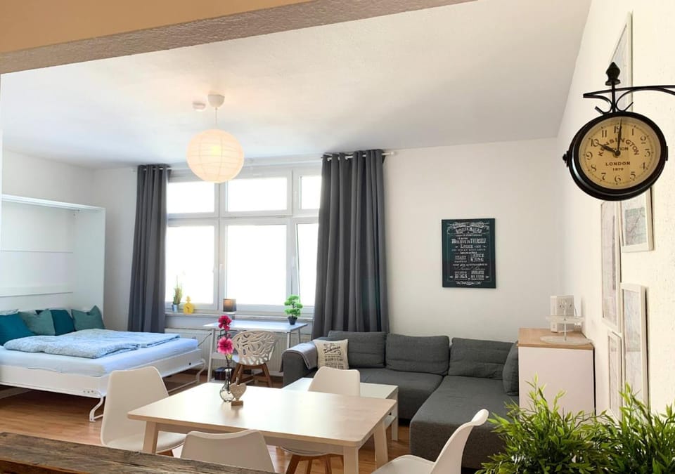 Bed, Living room, Seating area
