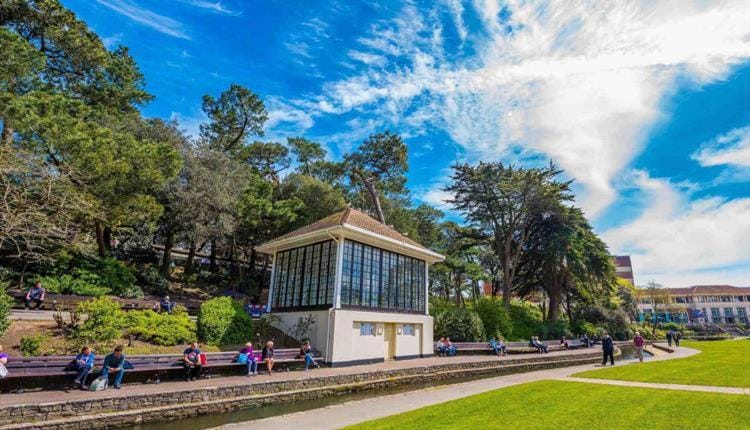 Abbey Lodge Guest House Bed and Breakfast in Bournemouth
