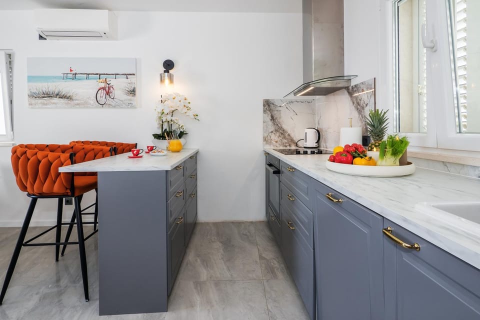 Olea Mare Sutivan - in the centre with parking Apartment in Split-Dalmatia County