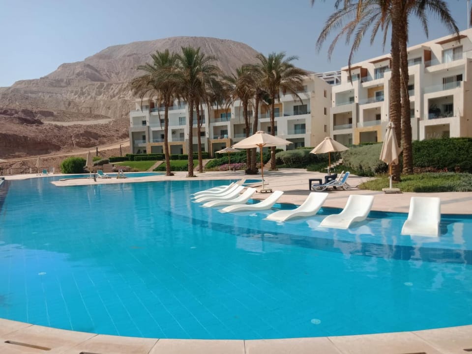 Natural landscape, Mountain view, Swimming pool, Swimming pool
