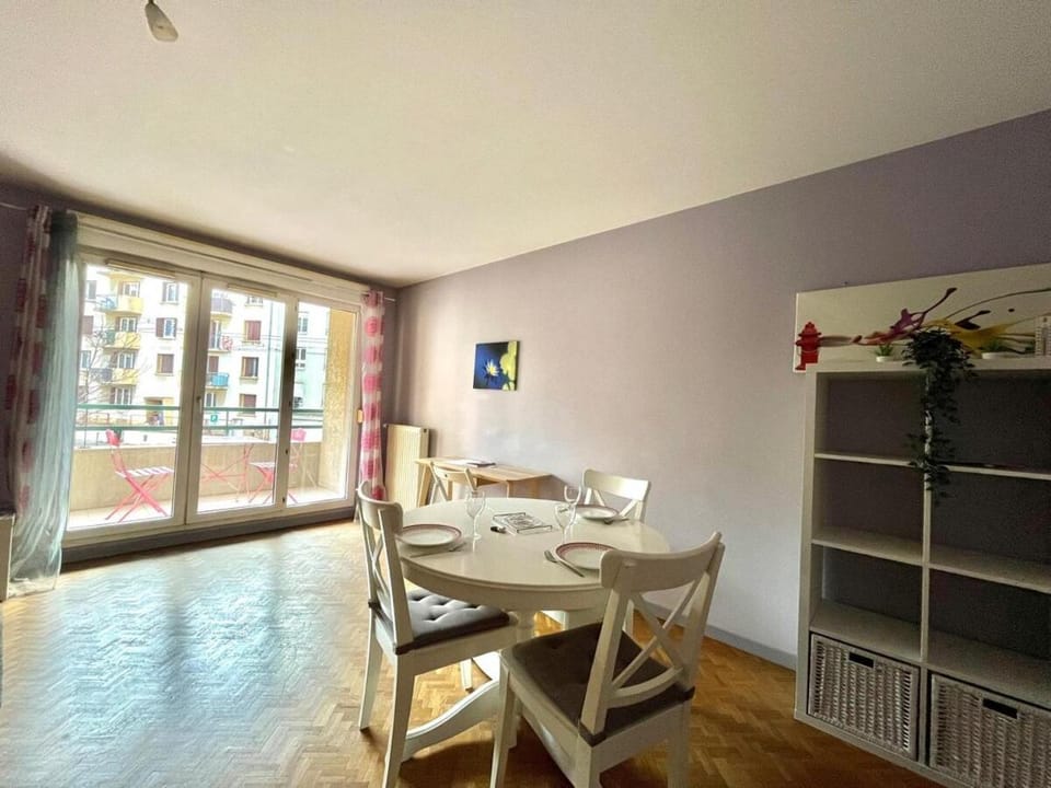 Le Lacassagne avec parking Apartment in Villeurbanne