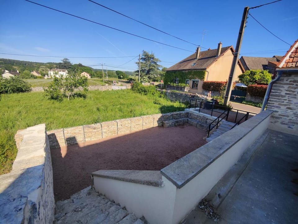 Maison au cœur des vignes 11 per House in Bourgogne-Franche-Comté