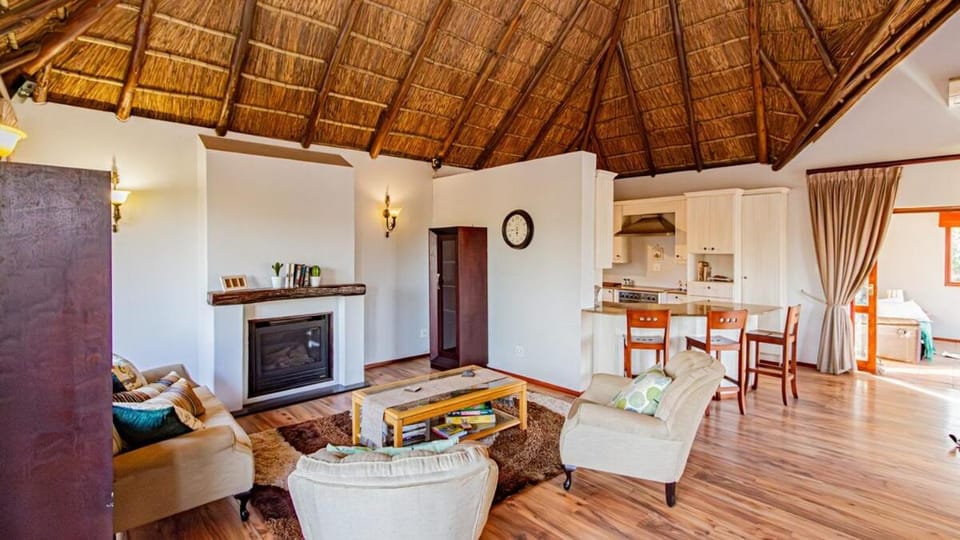 Living room, Seating area, pet friendly