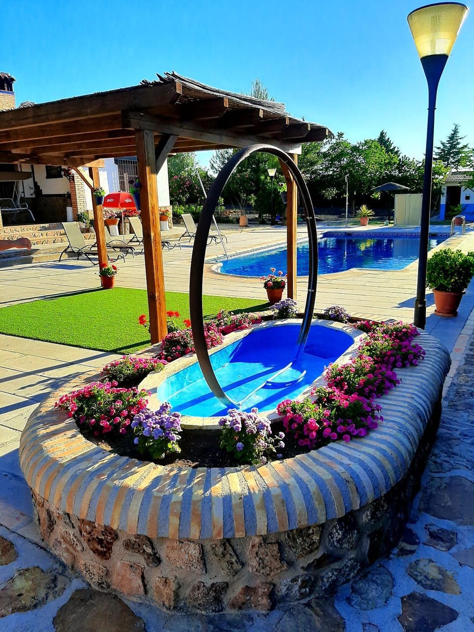 Swimming pool