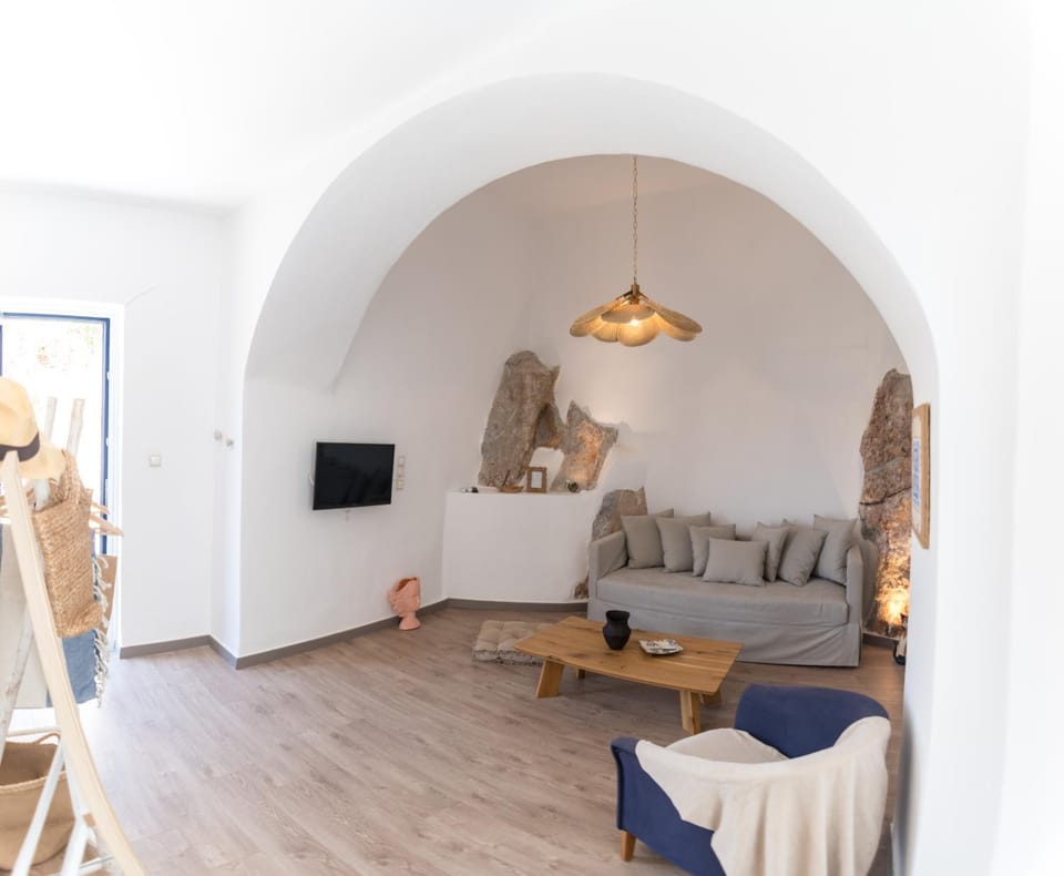 Leti Hydra Apartment in Islands
