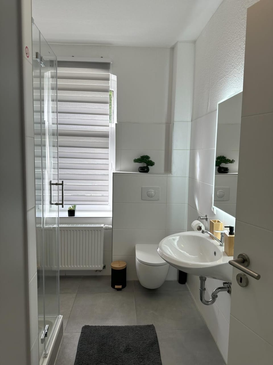 Toilet, Bathroom, Bath, towels