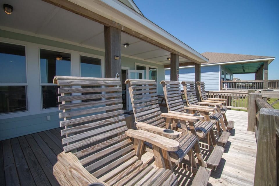 Stella Di Mare 3BR Coastal Escape House in Bolivar Peninsula