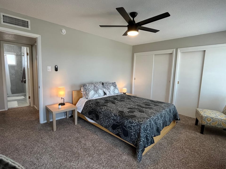 Cozy Townhome 5 Min to Airport Apartment in El Paso