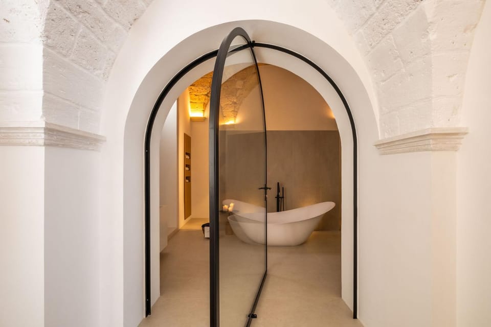 Bathroom, Bath