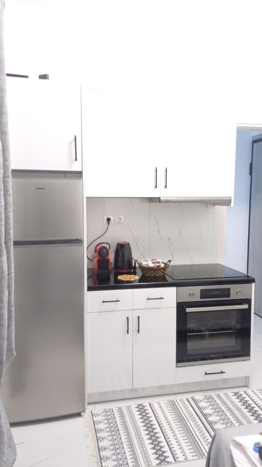 Kitchen or kitchenette, oven, stove