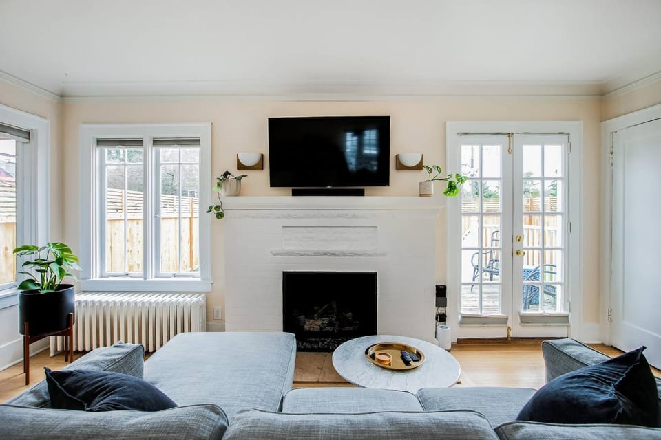 TV and multimedia, fireplace