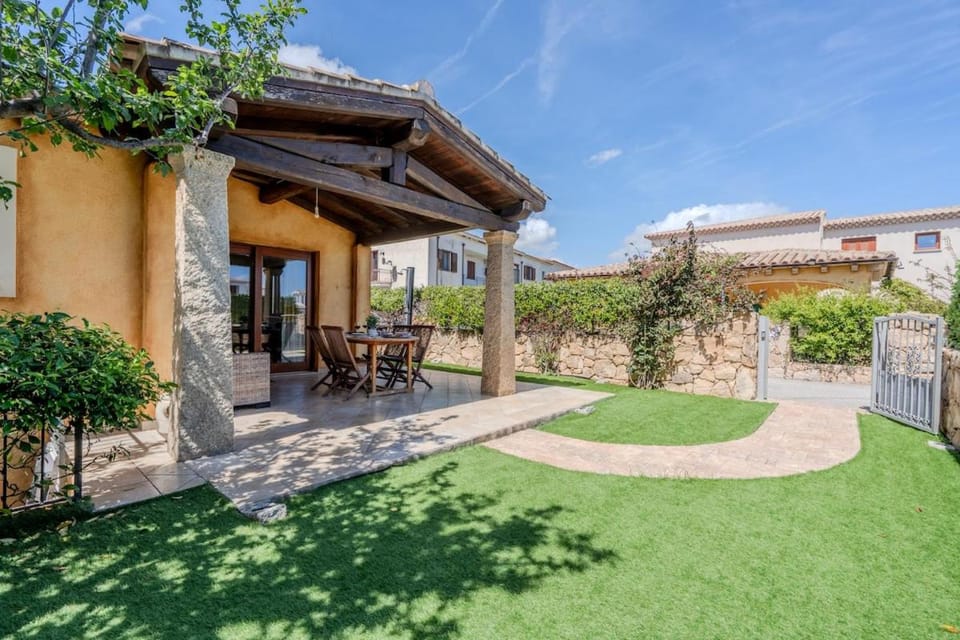 Budoni Centro - Villetta Relax con Giardino Apartment in Budoni