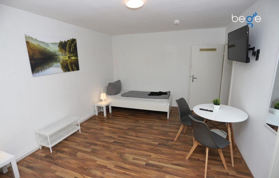 Photo of the whole room, Seating area, Dining area, Bedroom