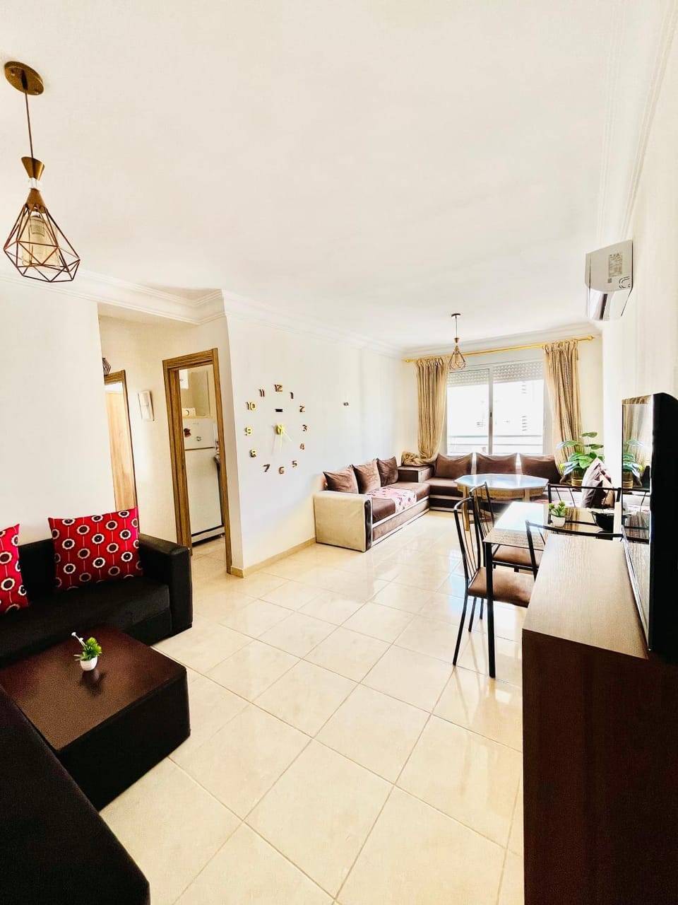TV and multimedia, Living room, Dining area