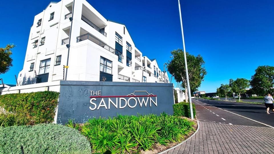 1e - Cozy Charm of Parklands Apartment in Cape Town