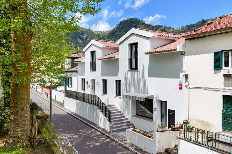 Property building, Street view