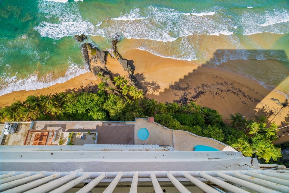 Balcony/Terrace, Balcony/Terrace, Beach, Sea view, Swimming pool