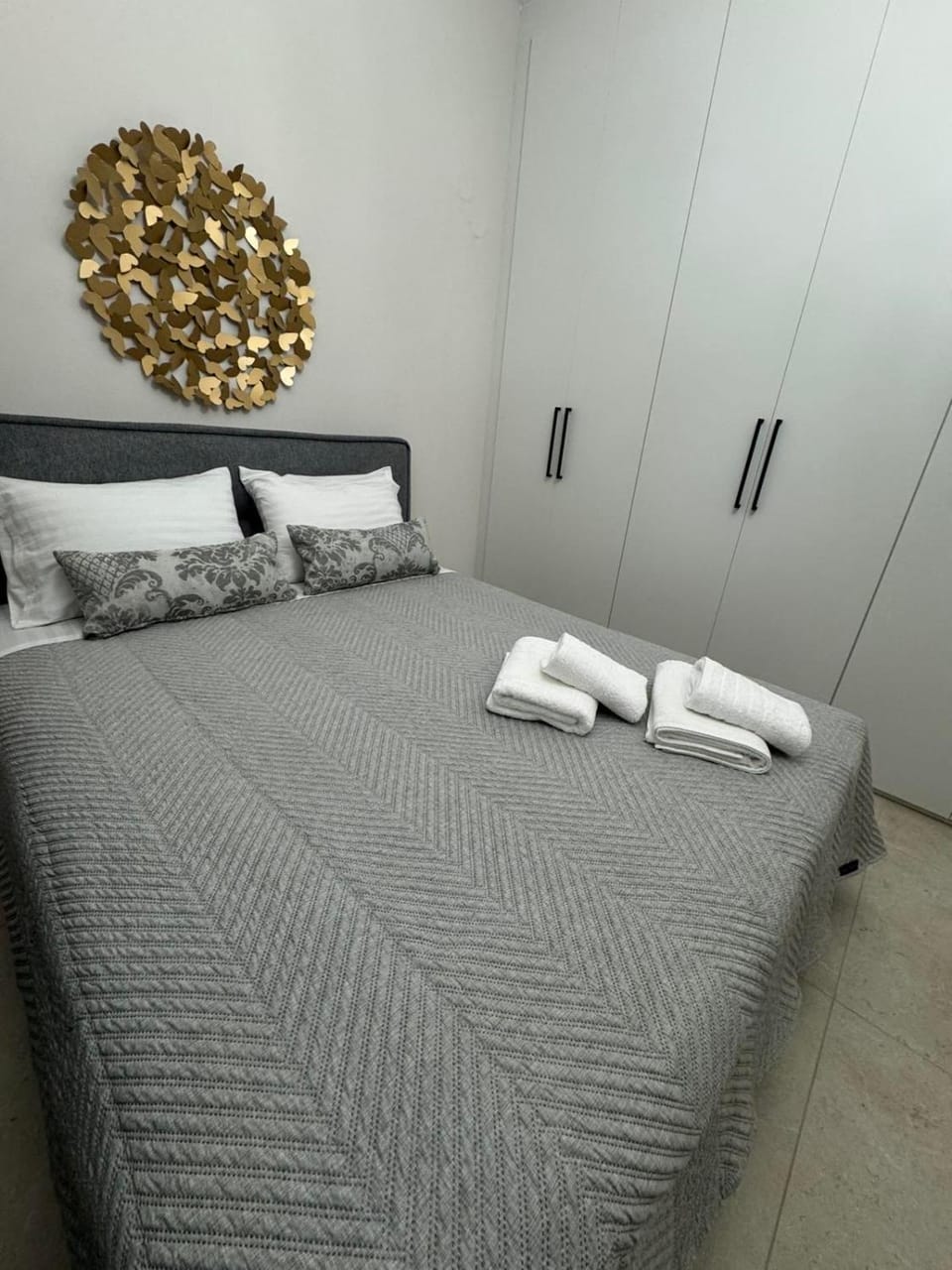 Bed, Photo of the whole room, Bedroom, towels, wardrobe